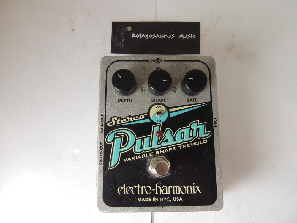 Electro Harmonix Stereo Pulsar Variable Shape Tremolo Effects Pedal EHX