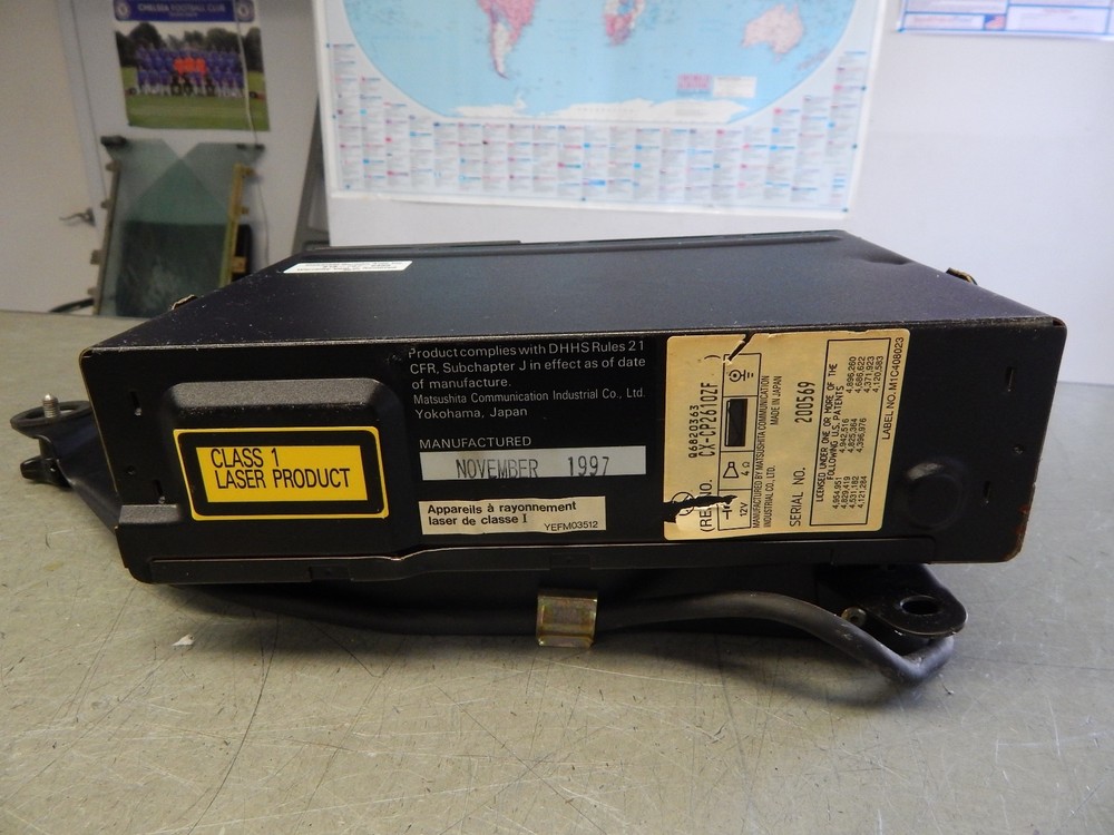 W163 ML320 ML350 ML430 CD CHANGER COMPLETE