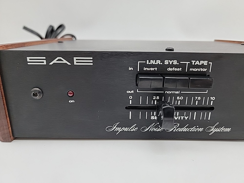 SAE 5000 Impulse Noise Reduction System Vintage Hi-Fi Audio Processor
