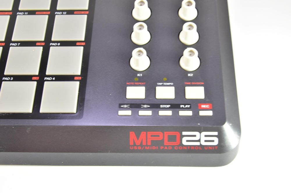 Akai Professional MPD26 USB MIDI Pad Control Unit 16 MPC Pads 6 Faders Knobs