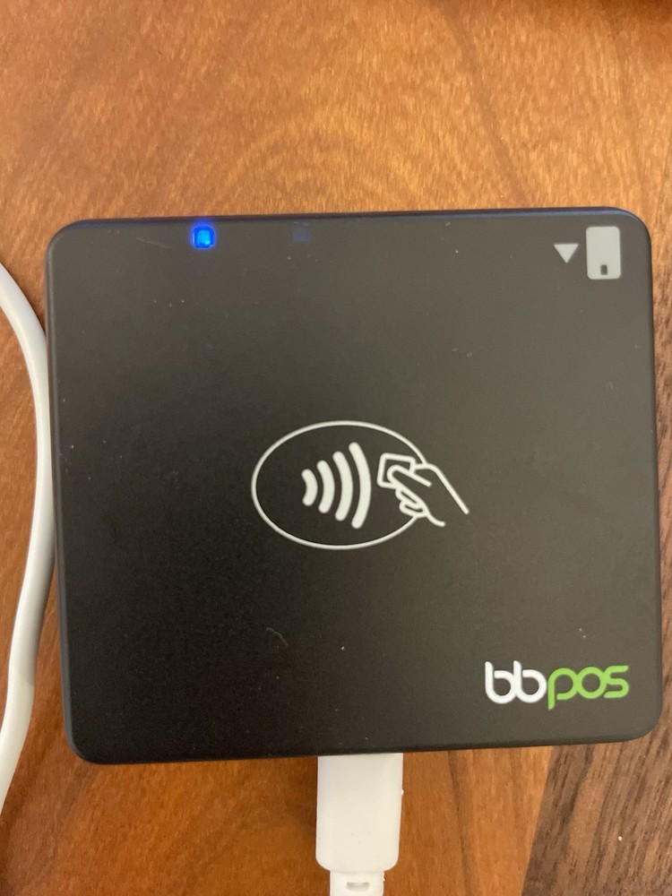 BBPOS Chipper 2X BT Mobile Card Reader Black CHB22 Bluetooth POS with Case+