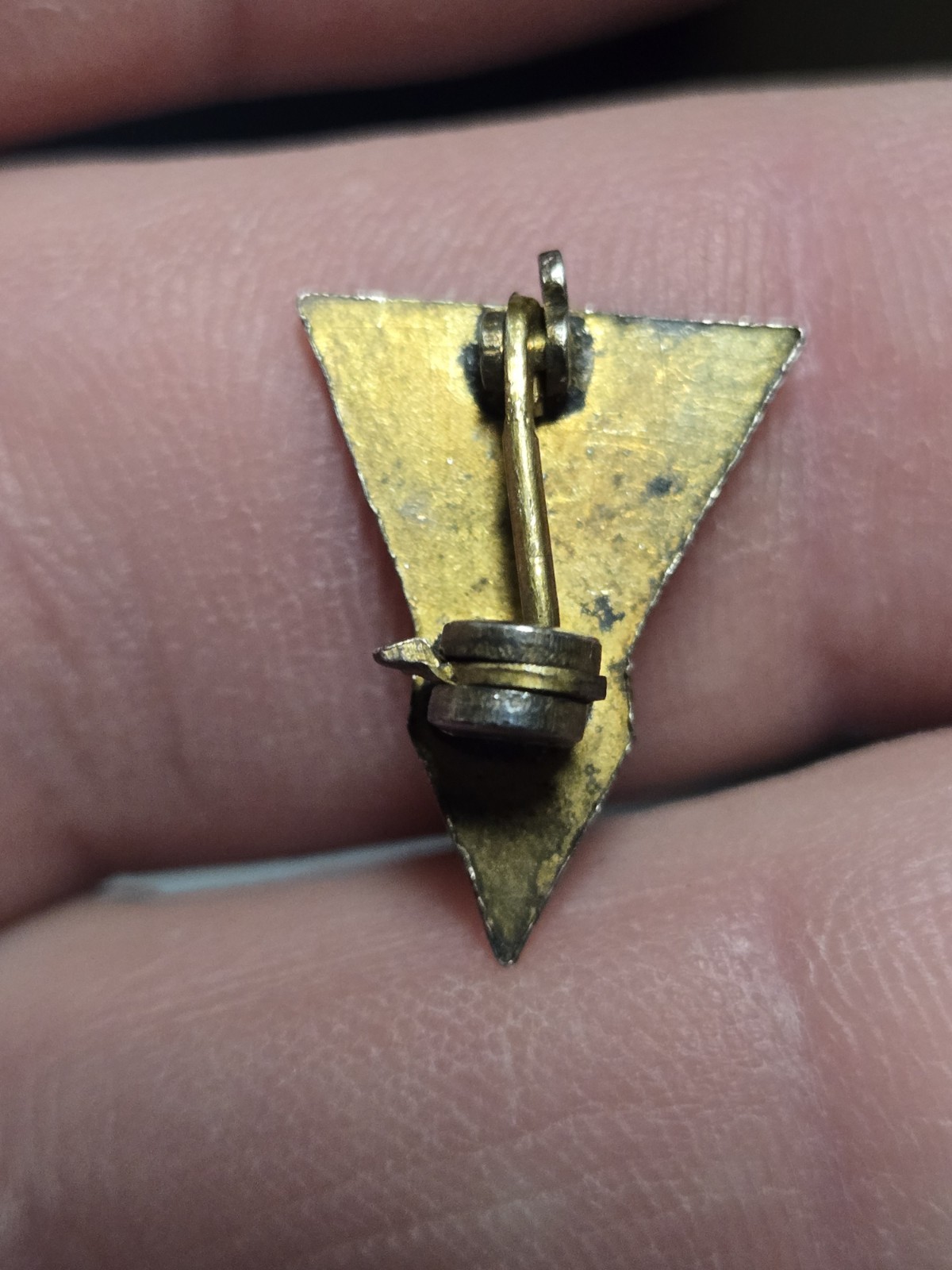 2 Vintage rare old WWII 83rd Infantry Division Thunderbolt DI Unit Crest Pin Lot