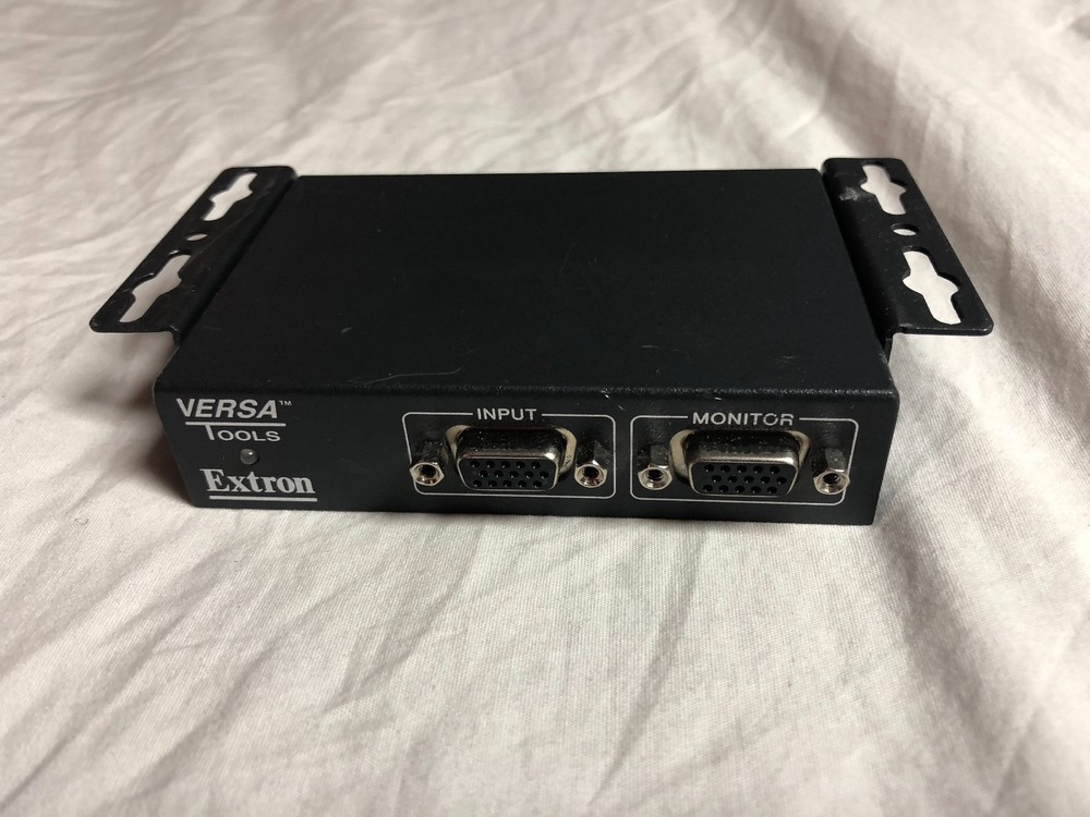 Extron P/2 DA2xi  VGA-QXGA Distribution Amplifier with Rack Mount