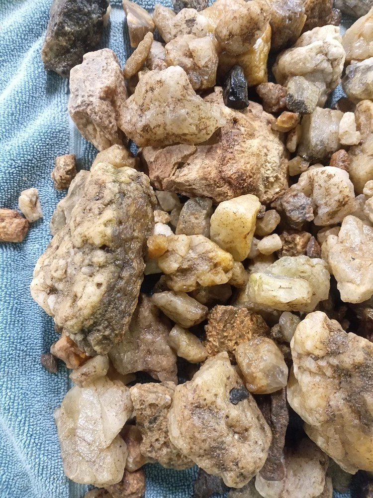 Quartz Ore Rock Lot Raw Rough 24 lbs