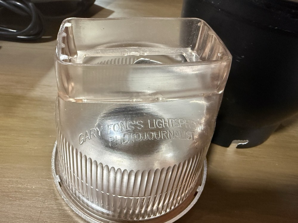 Norman Allure DP320 Studio Flash Monolight w/Reflector,Fong Diffuser & Lite Disc