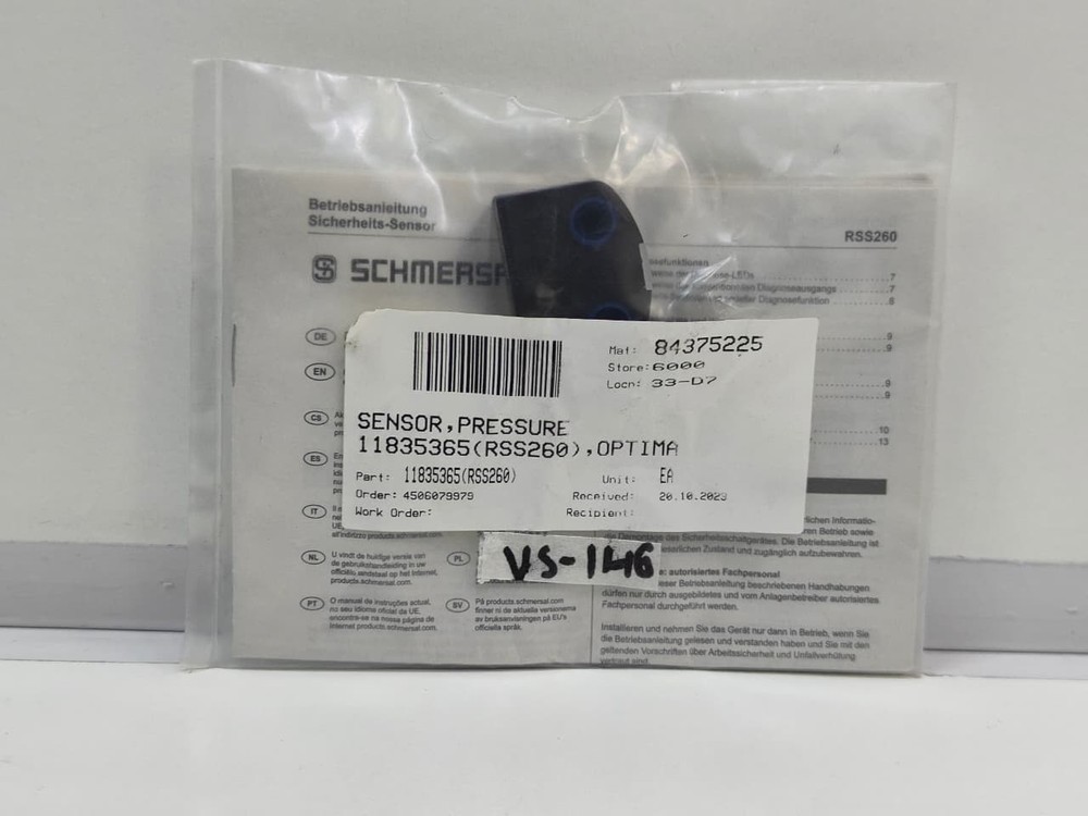 NEW SCHMERSAL RSS260-I2-D-ST ELECTRONIC SAFETY SENSOR, VS#146