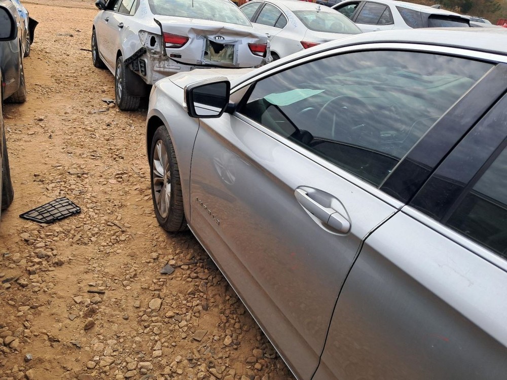 IMPALA 2014 Glove Box 4874812