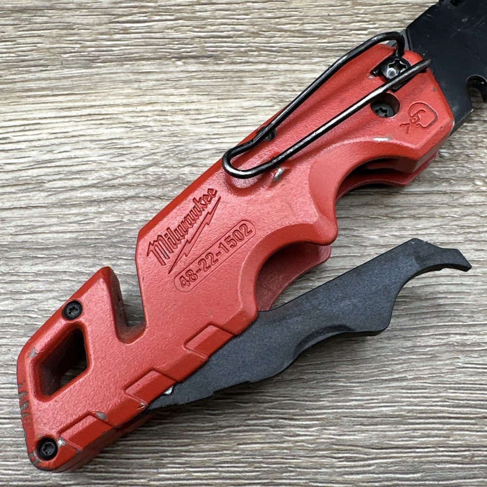 Milwaukee 48-22-1502 Utility Knife - Red