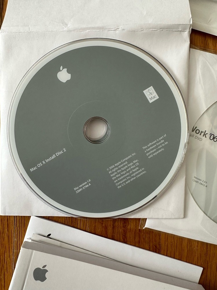 Mac OSX 10.4.6 Install Disc