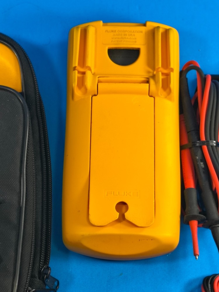 Fluke 787 ProcessMeter Calibrator Meter Multimeter !