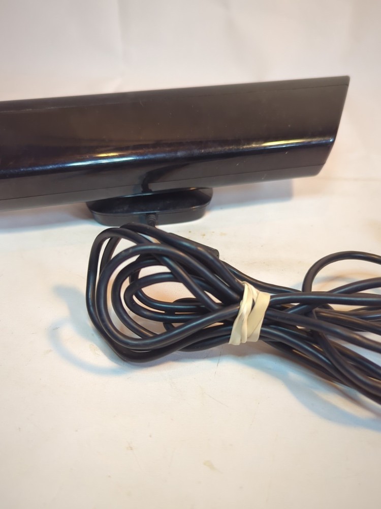 OEM Xbox 360 Kinect Sensor And Cables C4