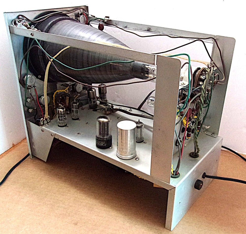 Vintage Eico 460 Oscilloscope Tested, Powers on, Needs V-Pos Control switch