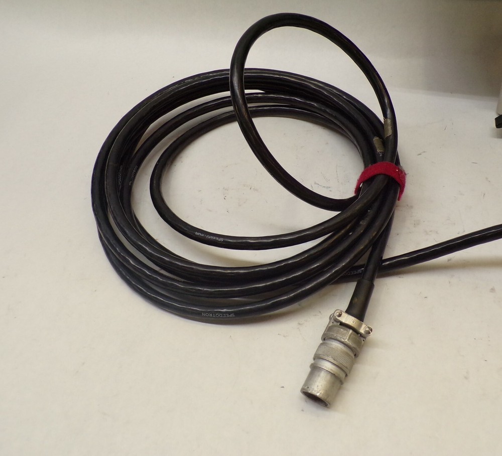 SPEEDOTRON, STUDIO CLASSIC 102, UNIVERSAL LIGHT UNIT, WITH COVER & NO REFLECTOR