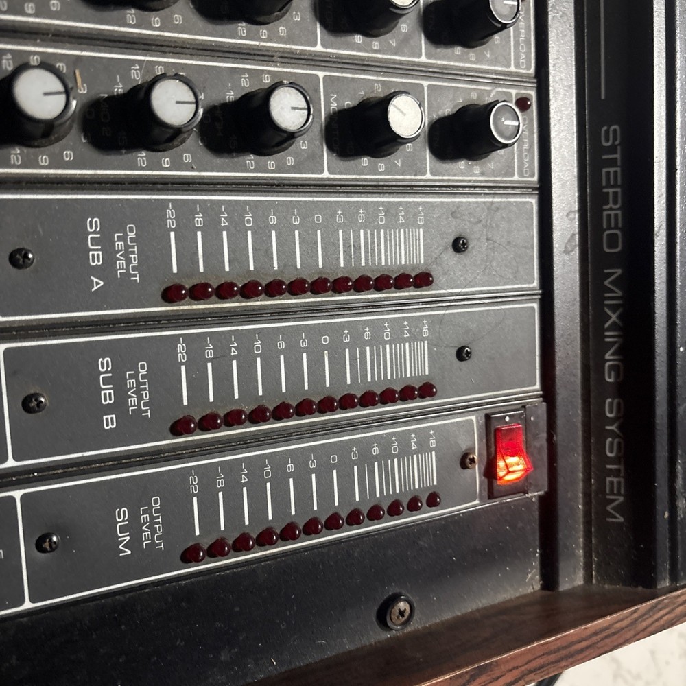 peavey mark 2 series stereo mixing system