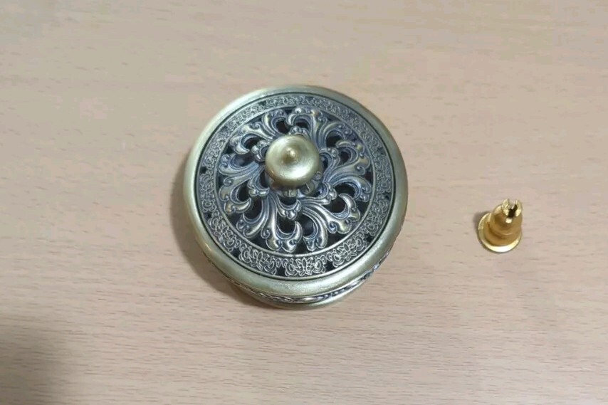 Nepalese Classical Metal Incense Burner