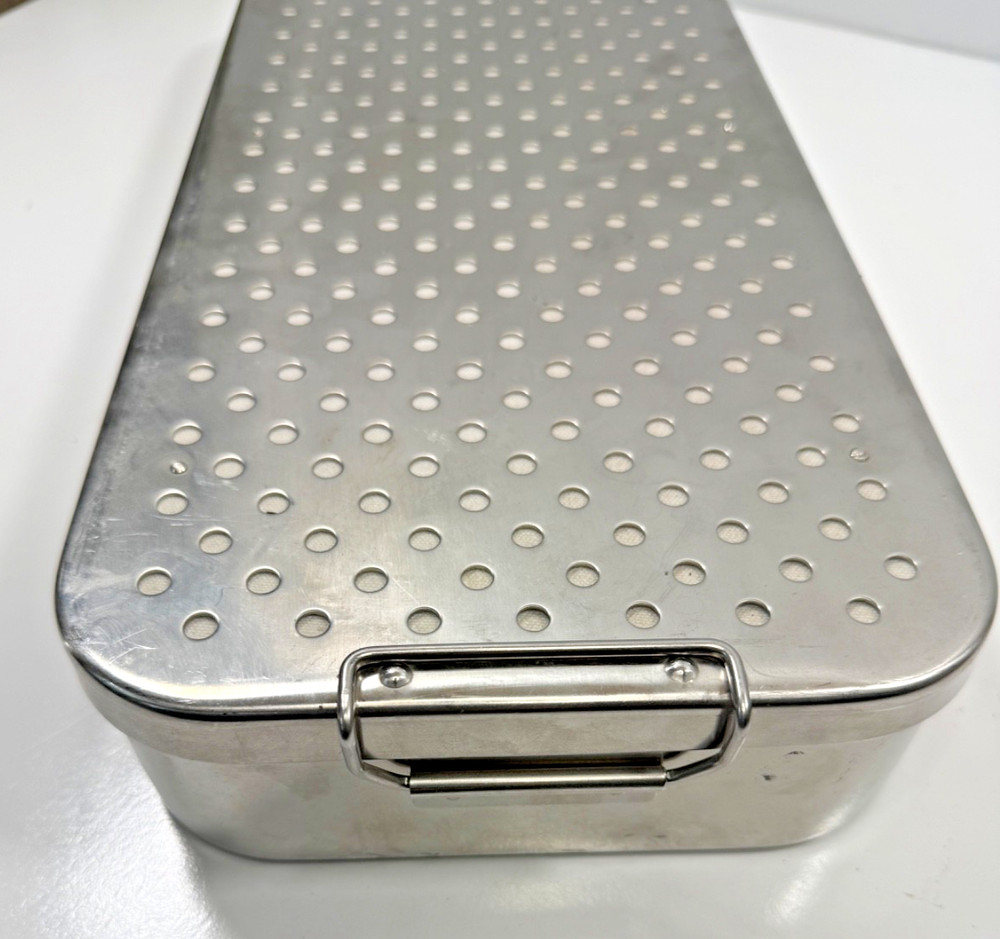 Wolf Knittlingen Sterilization Case Tray With Lid 16"