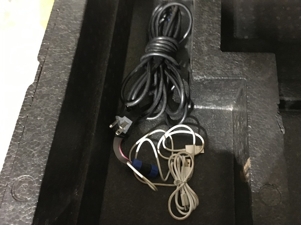 Starwin uSAT Flat-Panel Portable Terminal FL60P-E w/ Foam Case & Power Cable
