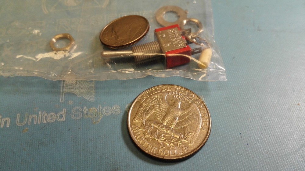 ( 5 PCS ) U18SYZQ , C & K CONPONENTS INC. TOGGLE SUB MINI SWITCH