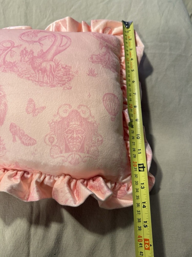 Wicked Be Fearlessly Amazing Amazifiying Pink Rectangular Throw Pillow