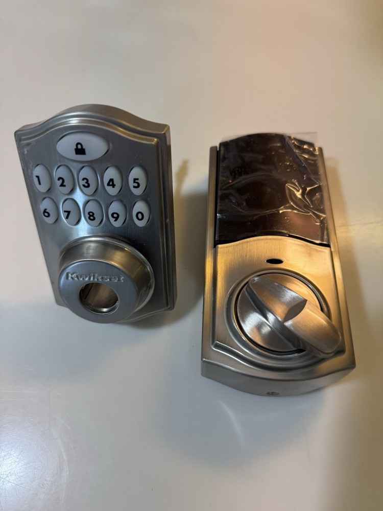 Kwikset SmartCode Keypad Deadbolt Lock – Parts/Repair – Missing Key Cylinder