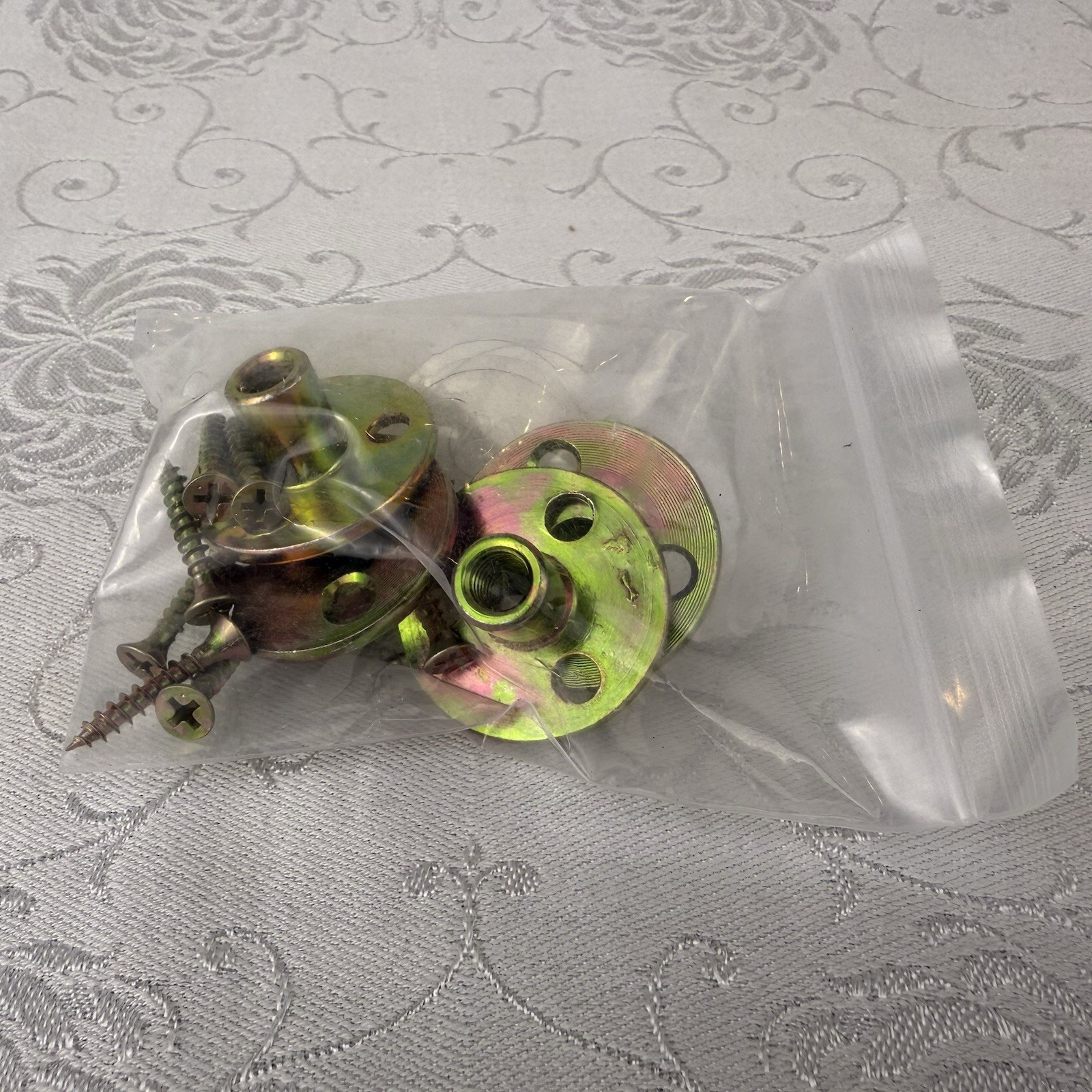 Jerever Acrylic Funiture Legs Lot Of Four (4) Legs With Mounting Hardware **READ