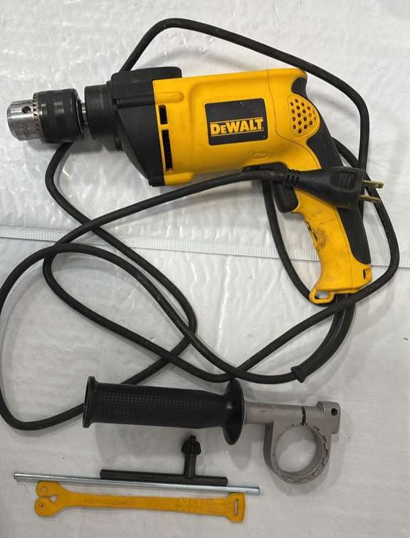 DEWALT DW511 1/2" VSR Single Speed Corded Hammerdrill - OPEN BOX