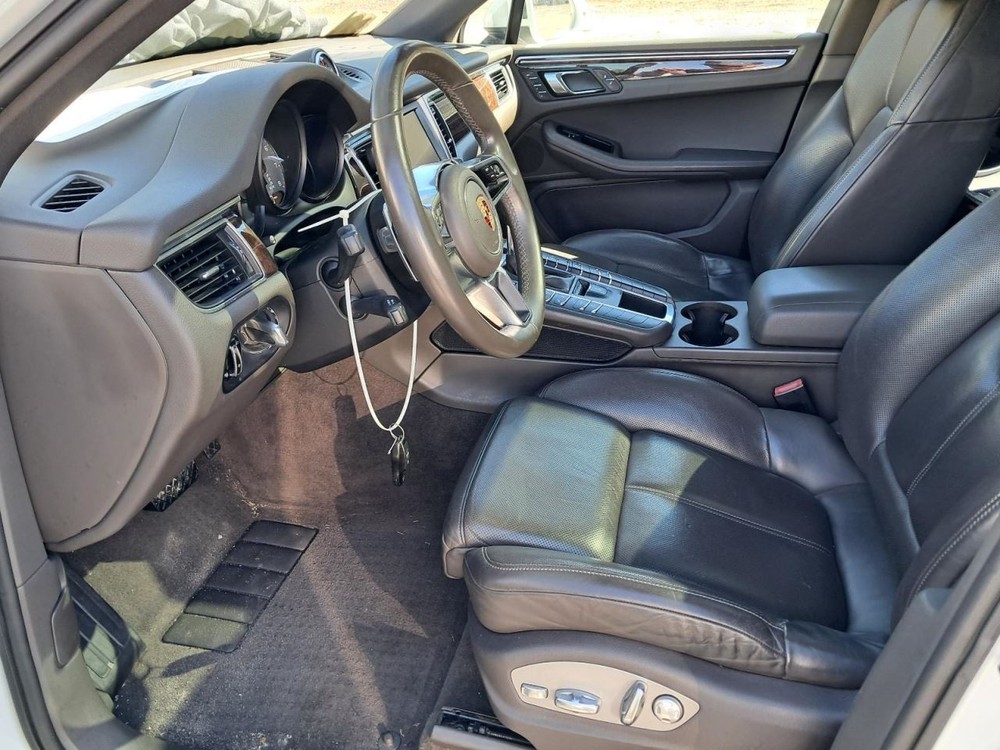 MACAN 2015 Glove Box 4853152