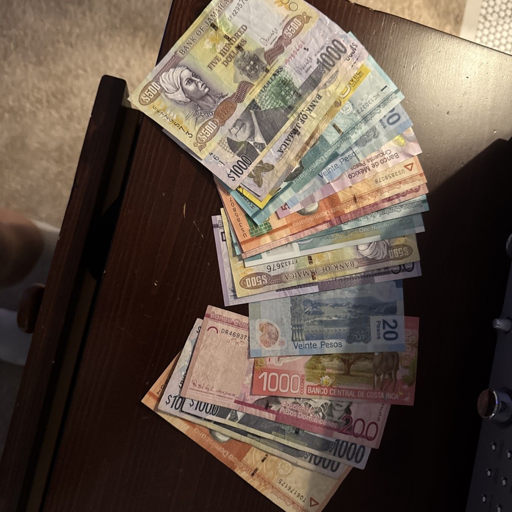 ****REAL****** Forgein Money From Other Countries Banknotes.