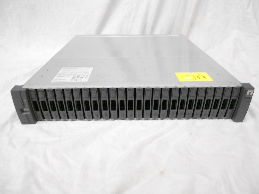 Netapp DS2246 Storage Expansion JBOD Array 24x 200gb SSD 2.5" SAS Hard drives