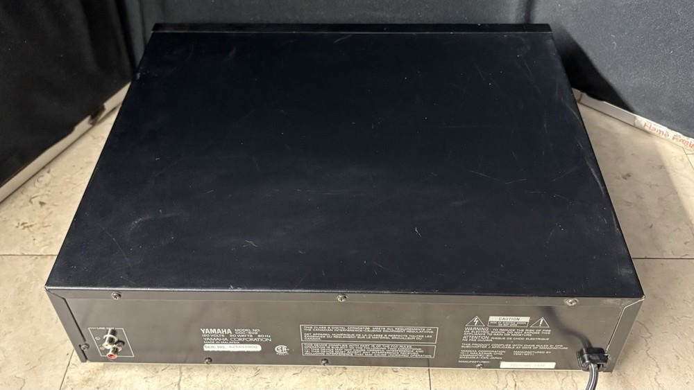 Yamaha CDC-502 CD Changer 5 Disc Carousel & Remote! * Nice!*