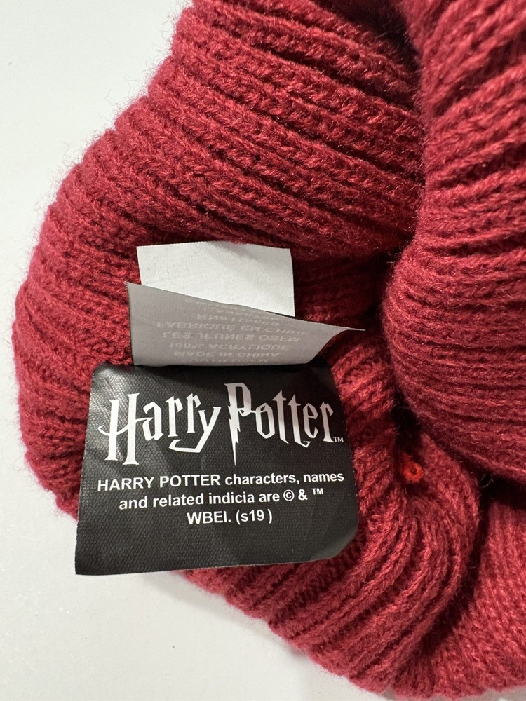 Harry Potter Vinnie Youth Size Red/yellow Universal Studious