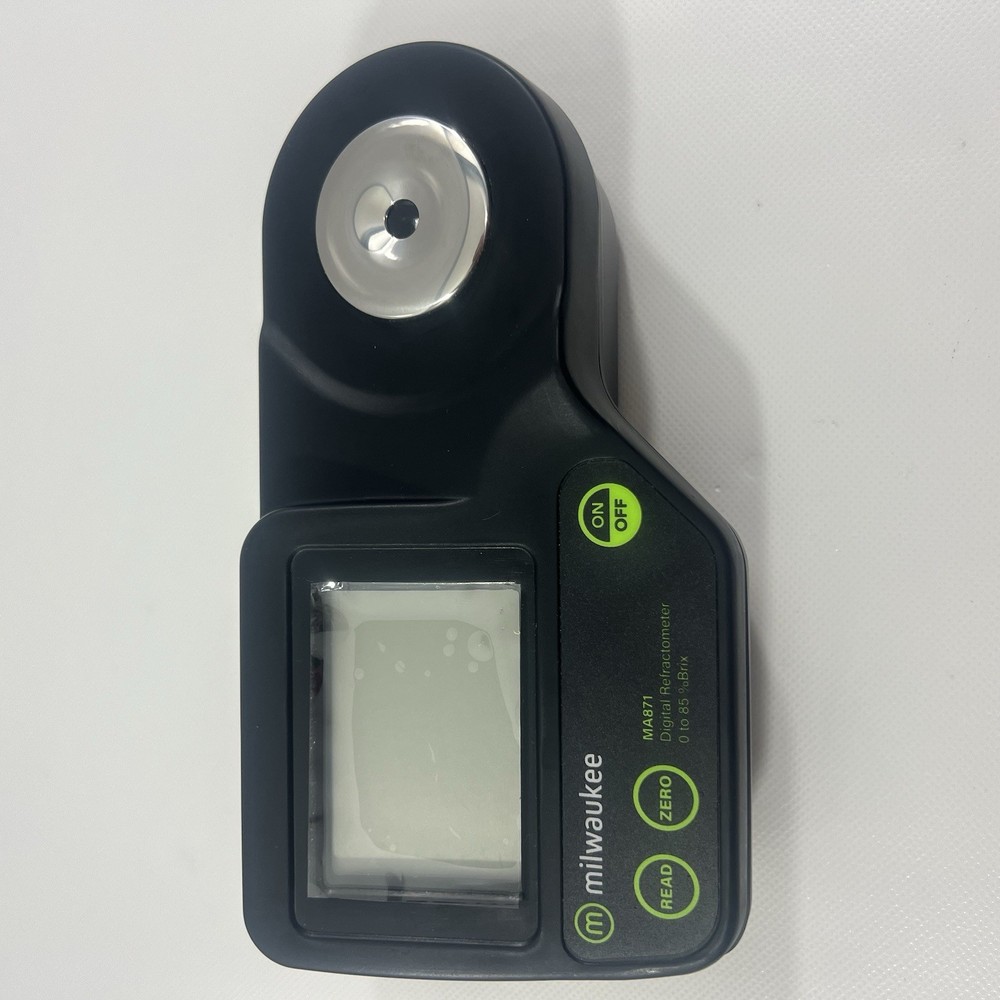 Milwaukee MA871 0-85% Digital Refractometer Meter