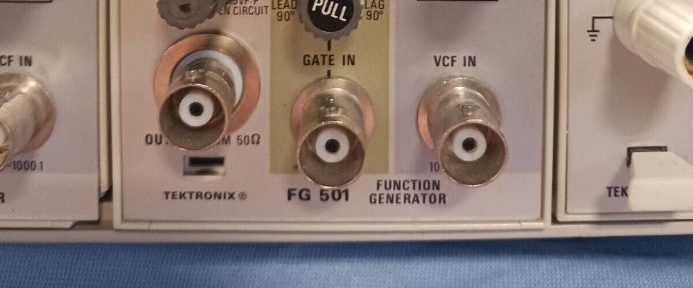 Tektronix TM 504 Unit w/ 2x FG 501 Function Generator, DM 502, DC 504 Modules