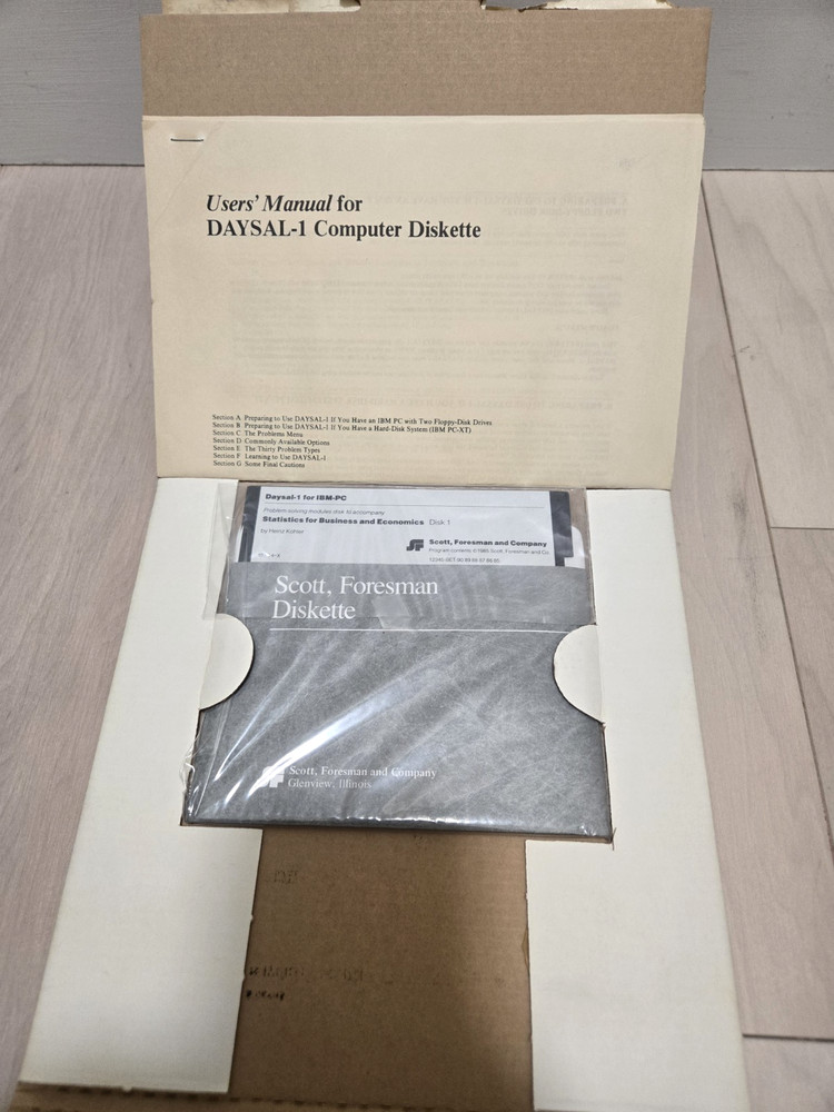 1985 Scott Foresman DAYSAL-1 IBM Computer Software 5 1/4" Disk And Documentation