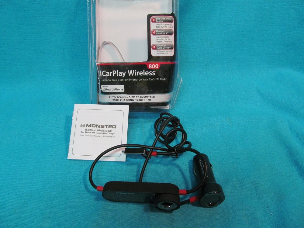 MONSTER iCARPLAY FM WIRELESS TRANSMITTER 800 FOR 30 PIN iPOD & iPHONE