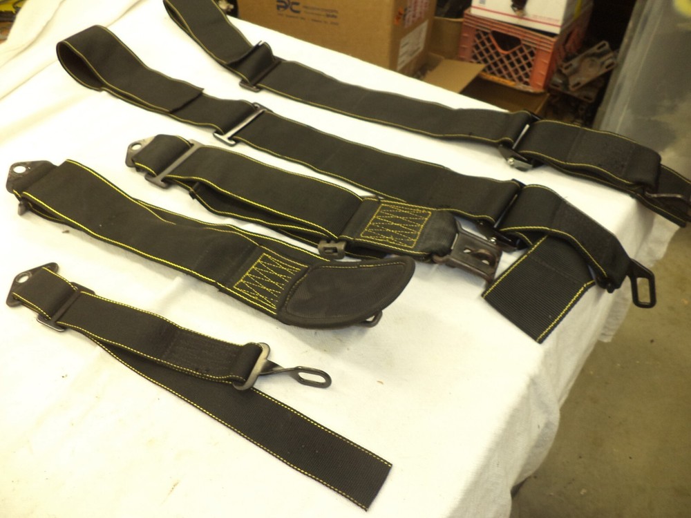 IMPACT RACING SEAT BELTS BLACK SILVER