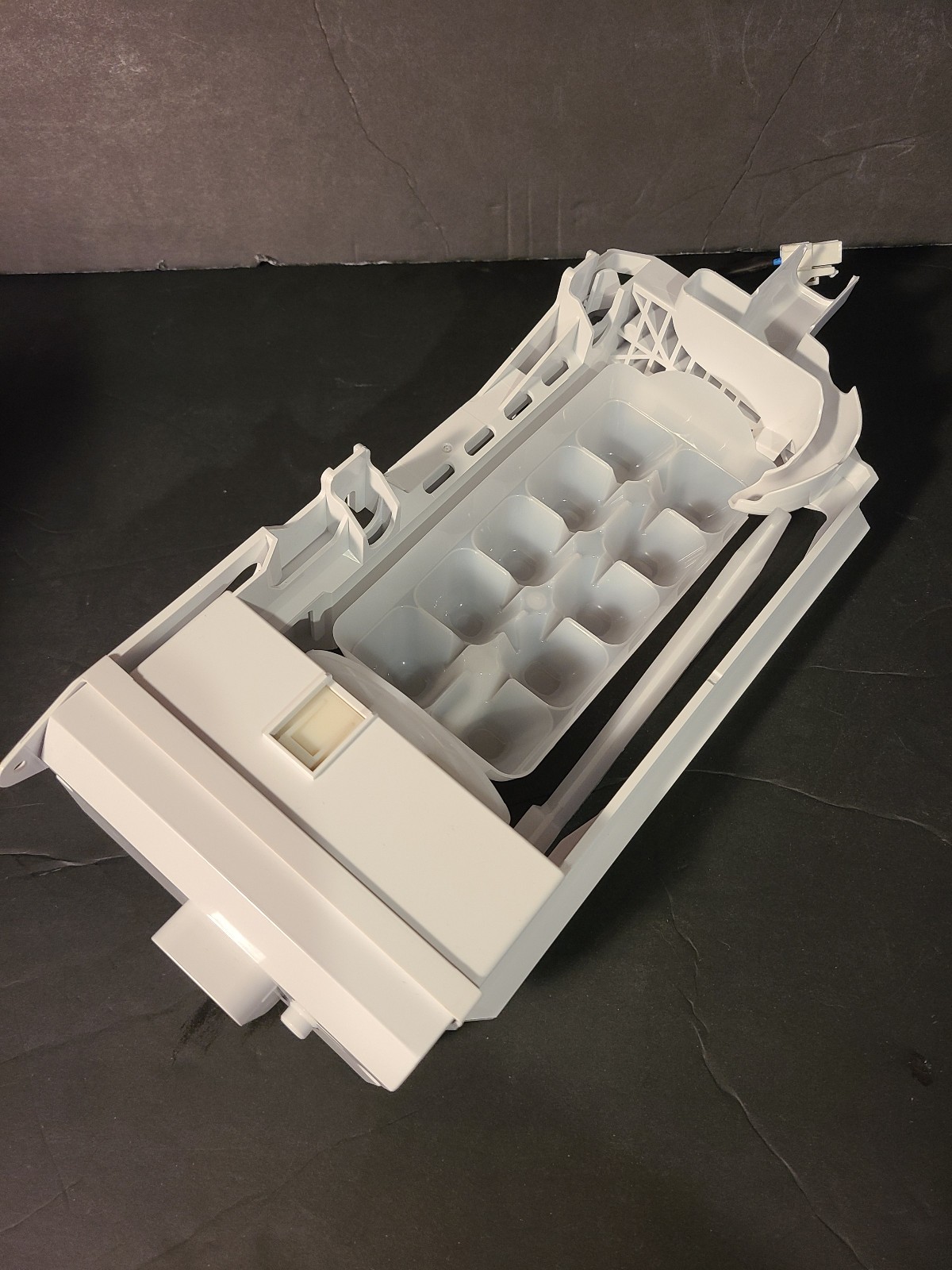 GENUINE Frigidaire 5304532555 5304532554 Replacement Ice Maker READ DESCRIPTION