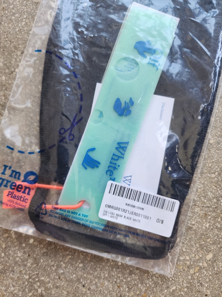 AUTHENTIC OFF-WHITE FACE MASK BLACK