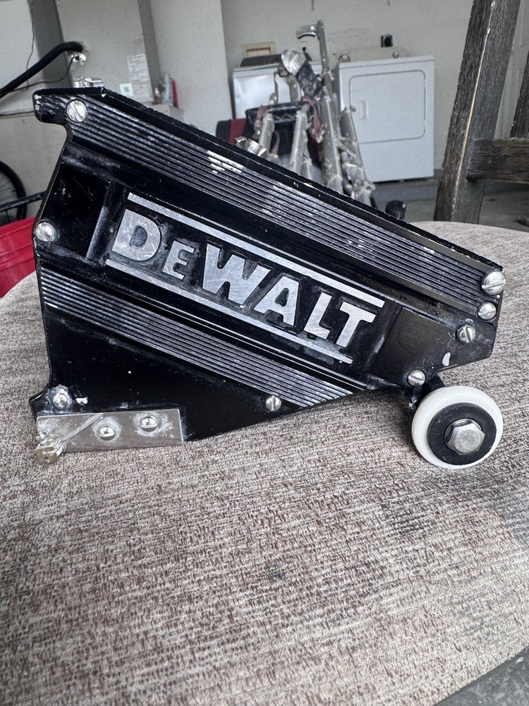 DEWALT Flat Box Drywall Taping Tool