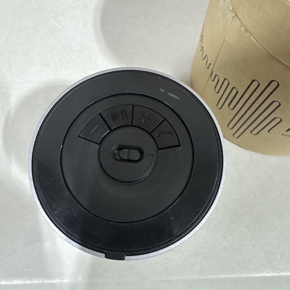 Wireless Charging Stand With Multiple Angles, Bluetooth SPEAKER B6 R2