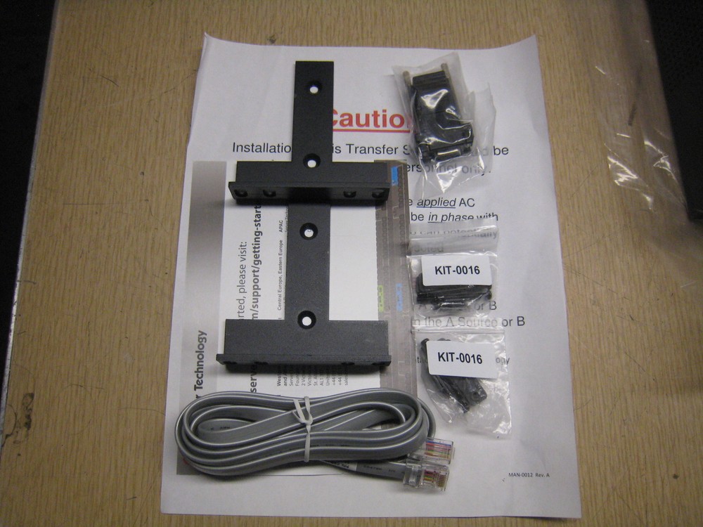 Server Technology Fail-Safe transfer switch 16 CHANNEL 30A 120V CW-16HF1B452