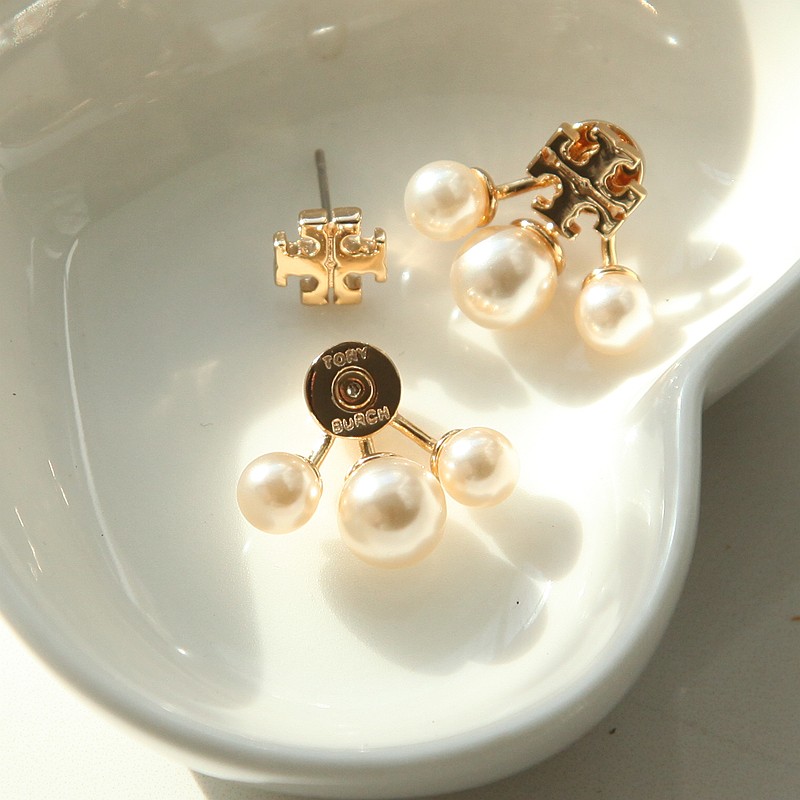 Tory Burch Britten Pearl Cluster Stud Earrings