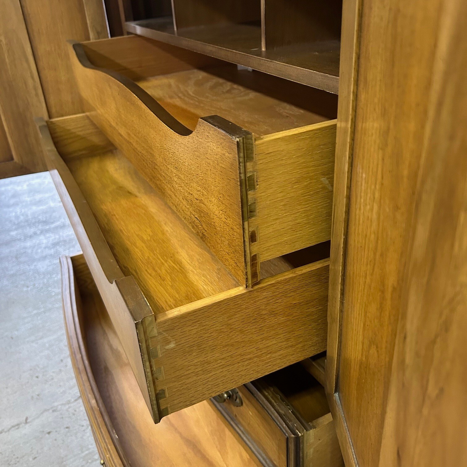 Drexel Heritage 2 door, 2 drawer dresser