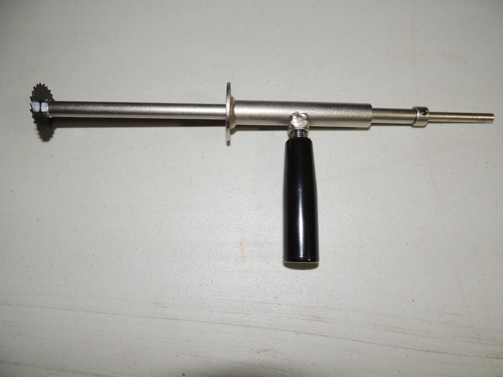 internal pipe cutter, inside New design, adjustable depth, CUTS 1 1/4" - 6" pipe