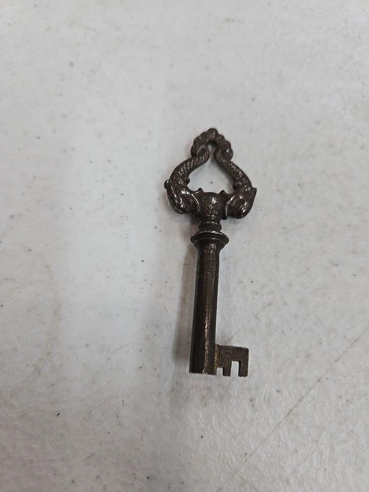 Antique Edison Phonograph Skeleton Key