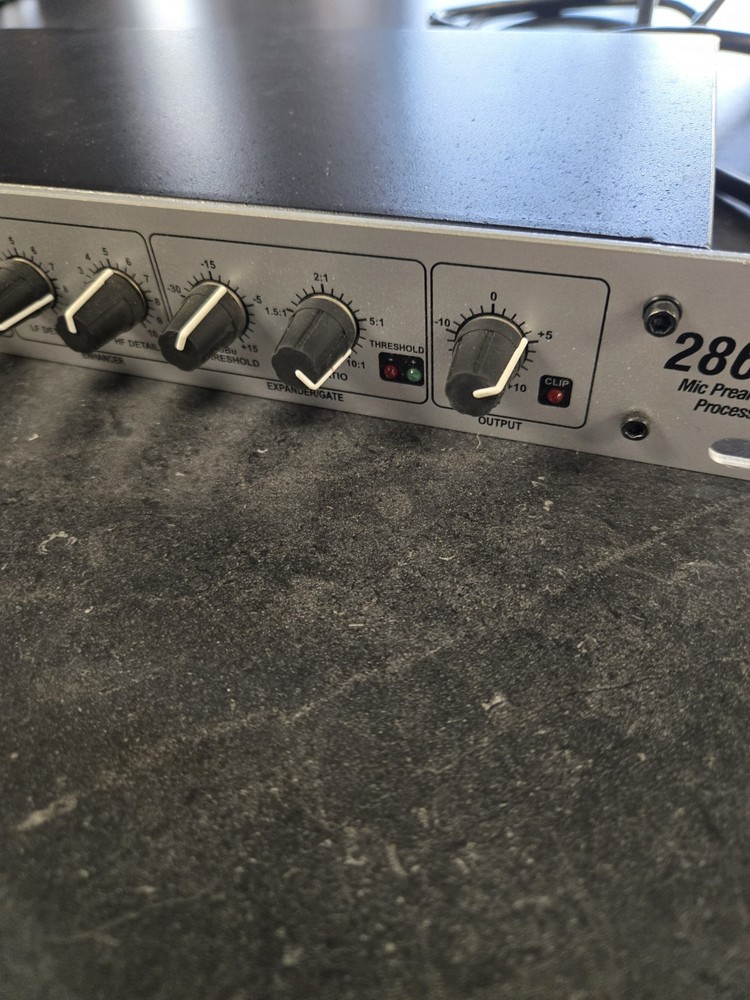 dbx 286s Mic Preamp Processor with 25' Low Noise XLR Cable