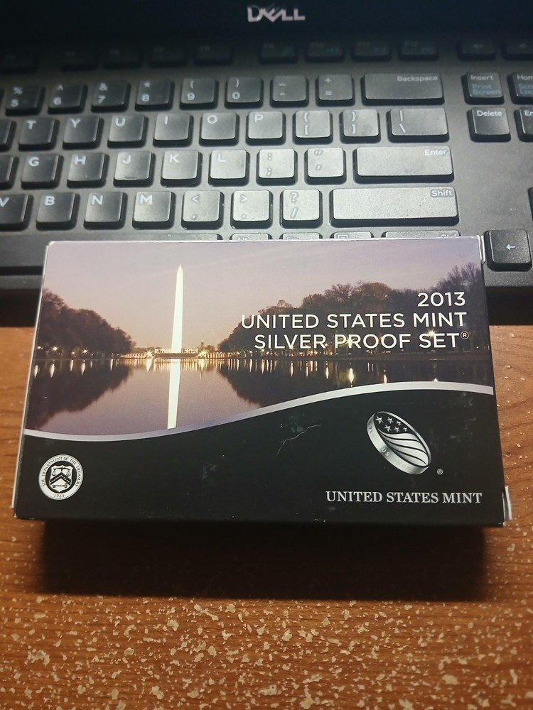 2013 S Silver Proof United States Mint Set .