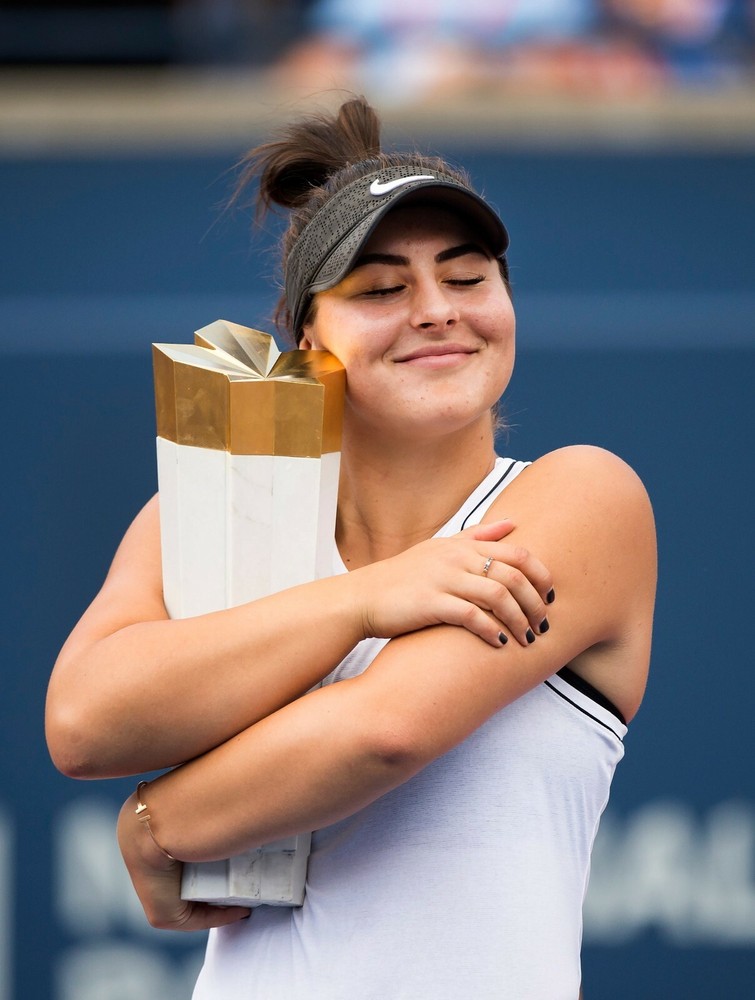 Bianca Andreescu 3.5x5 unsigned photo