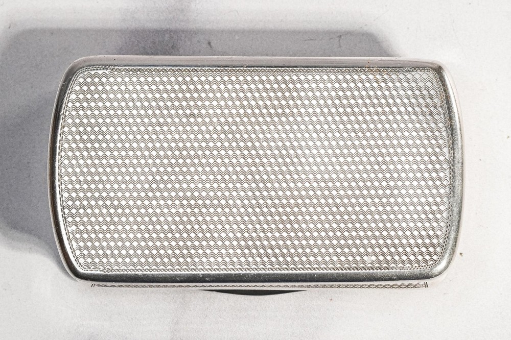 Intricate Engine Turned Pattern Antique Victorian 800 Silver Snuff Box