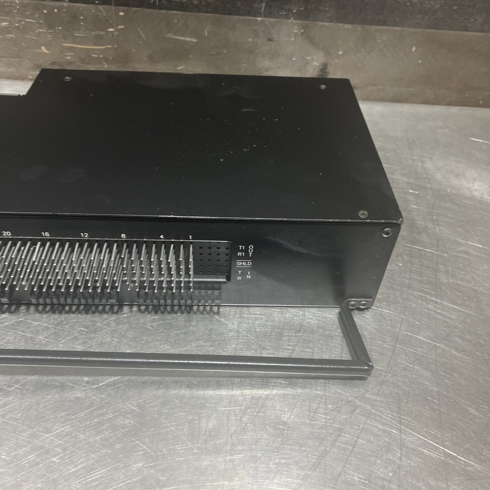 Telect 010-0128-0001 DSX1 PANEL 28-Termination Used Surplus